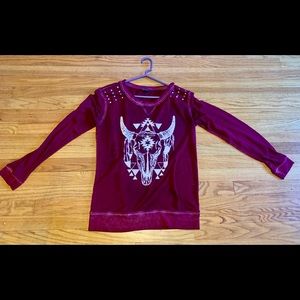 Red Express skull southwestern jersey long sleeve shirt. Small